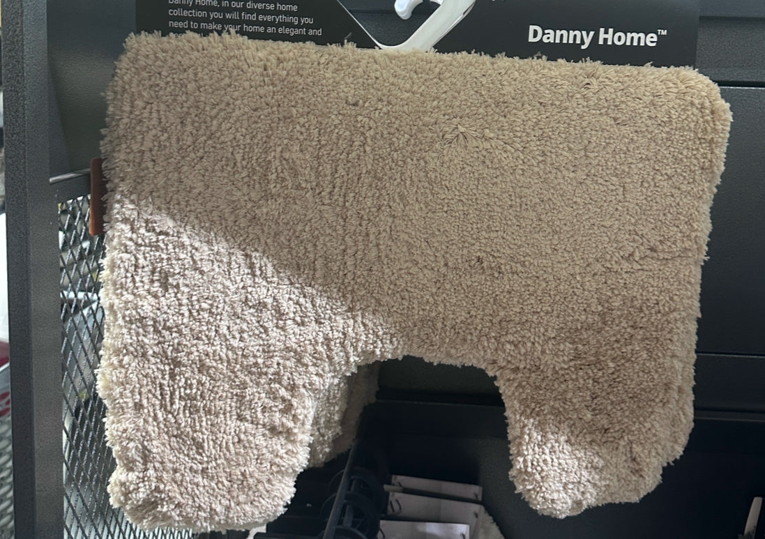 Plush Toilet Mat – Soft Bathroom Floor Rug